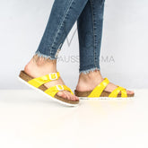 BOSTON - Sandales plates en Jaune