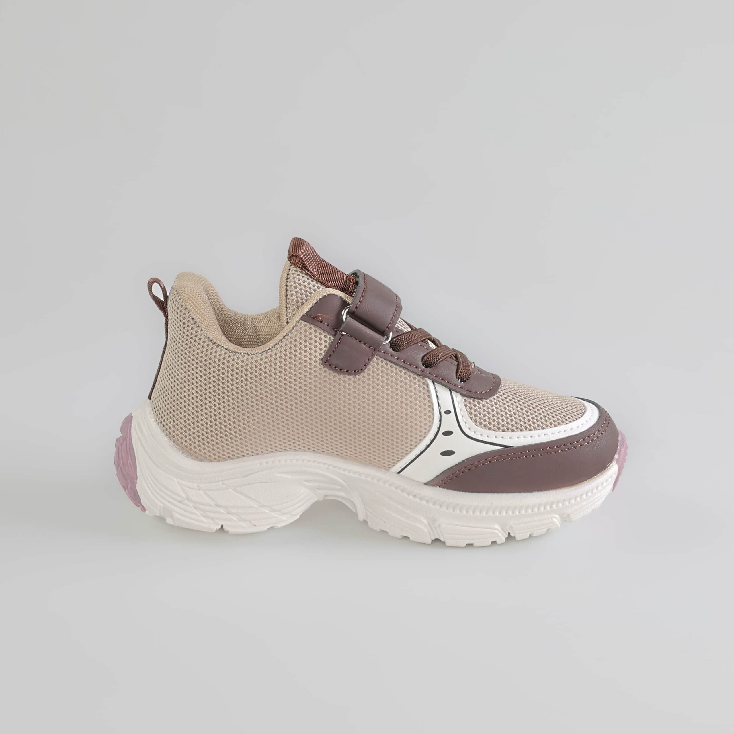 Enzo – Baskets Enfants en Coffee.