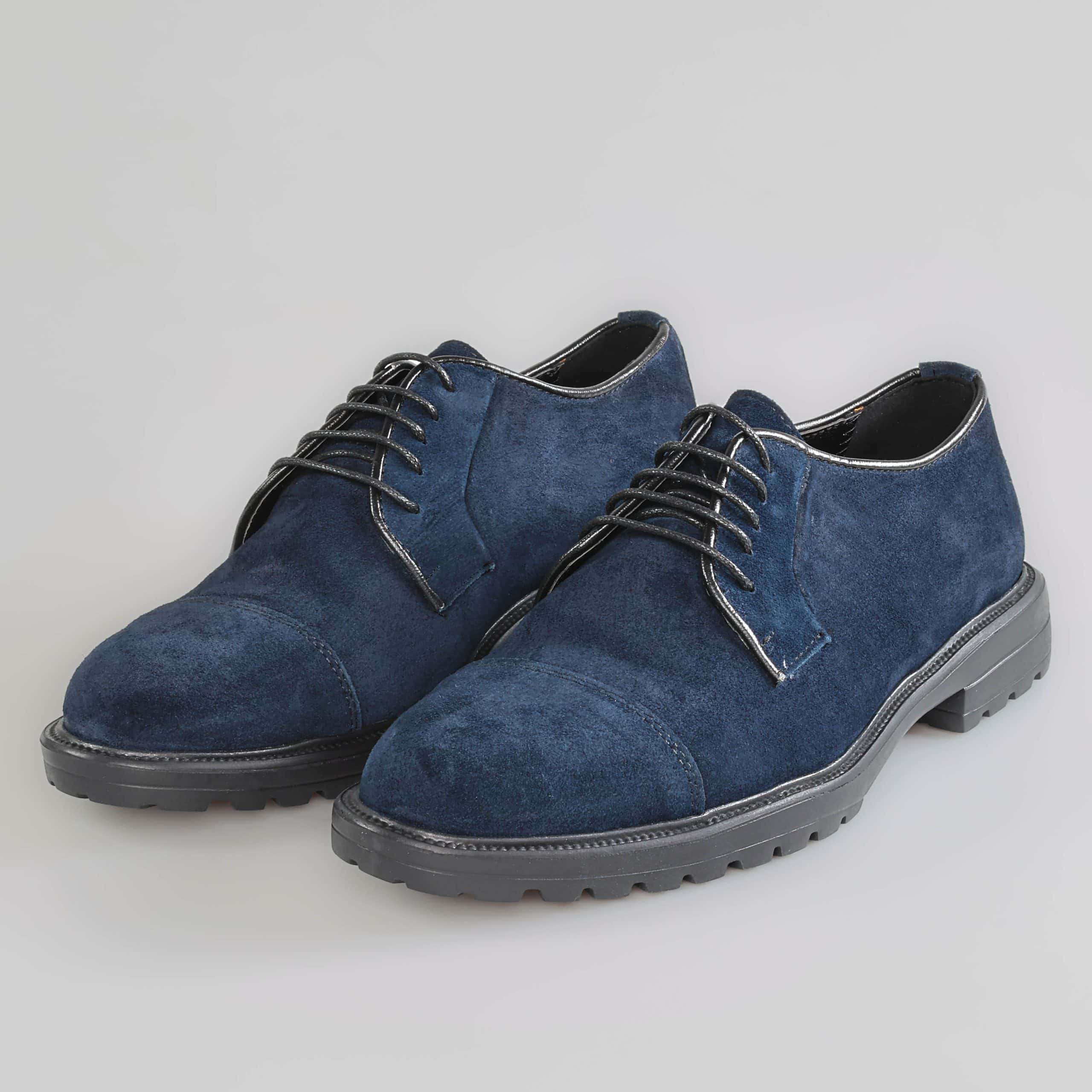 Byron – Chaussures de ville en Cuir Bleu.
