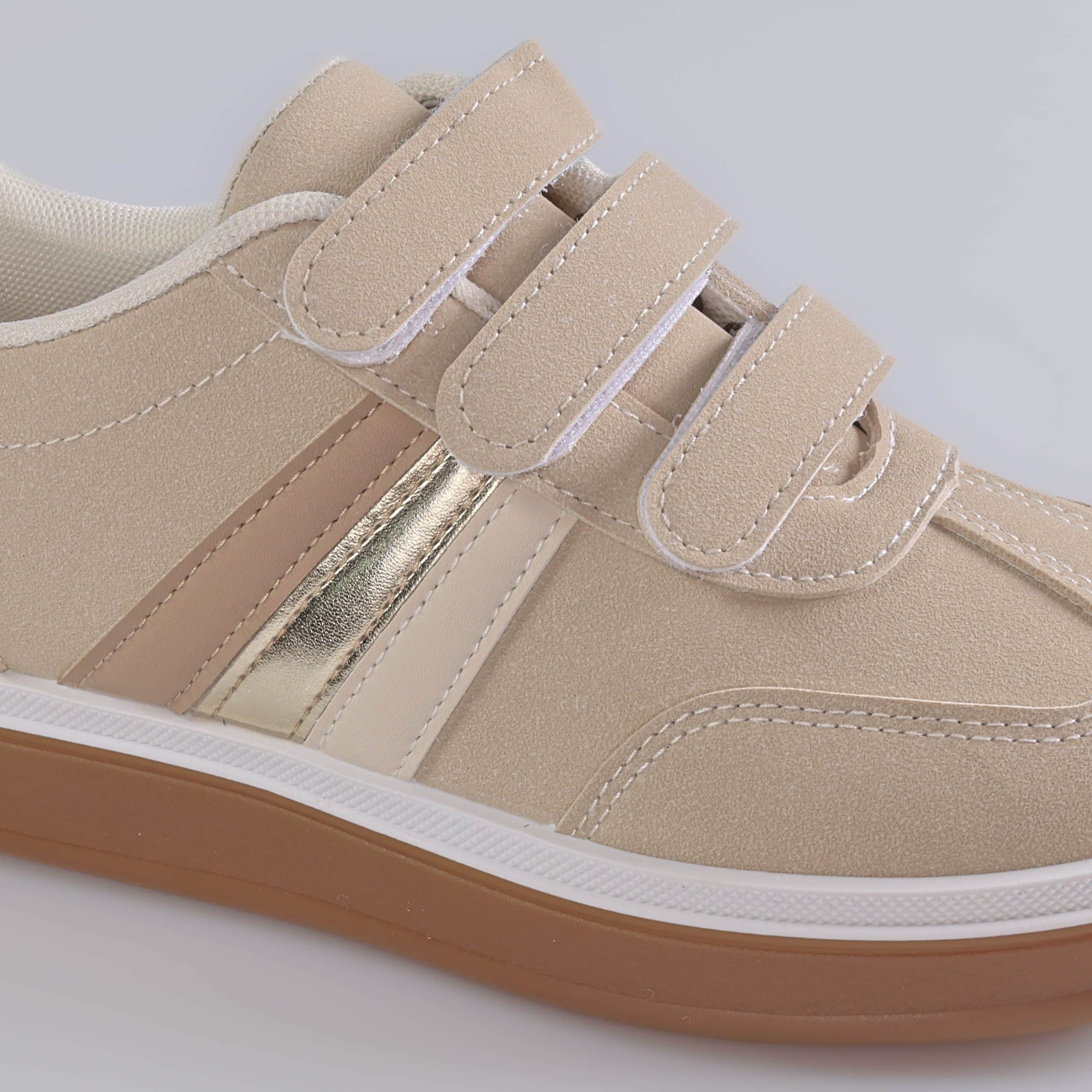 Nova – Baskets Femmes en Beige.