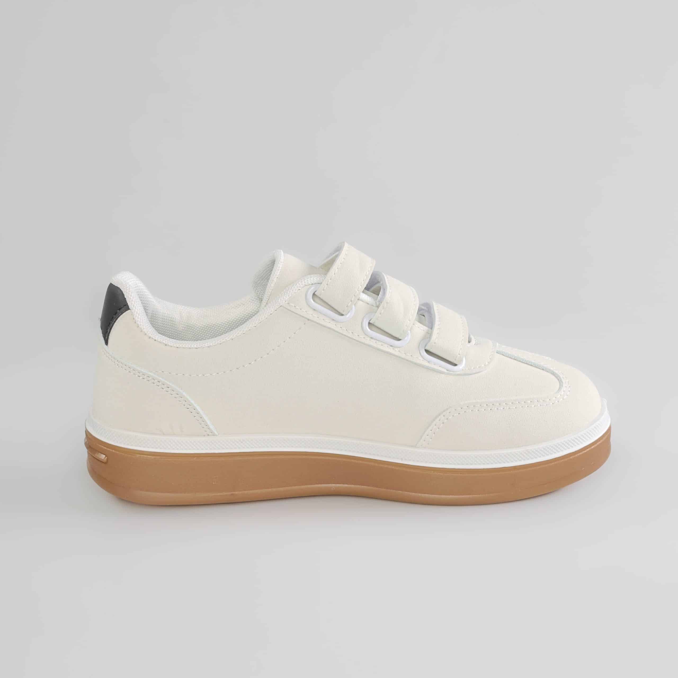 Nova – Baskets Femmes en Blanc.