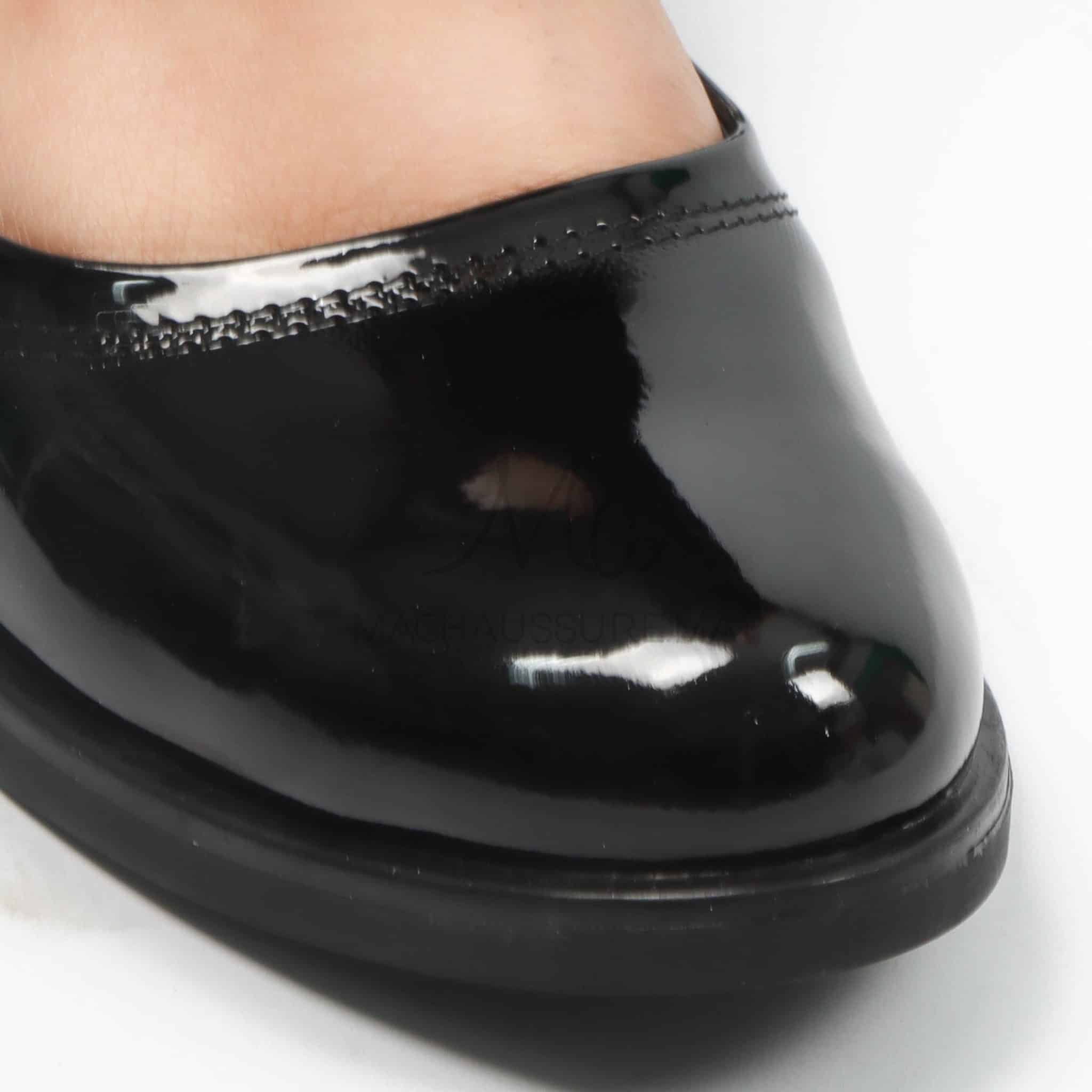 Manon - Mocassins Femmes en Noir Vernis.