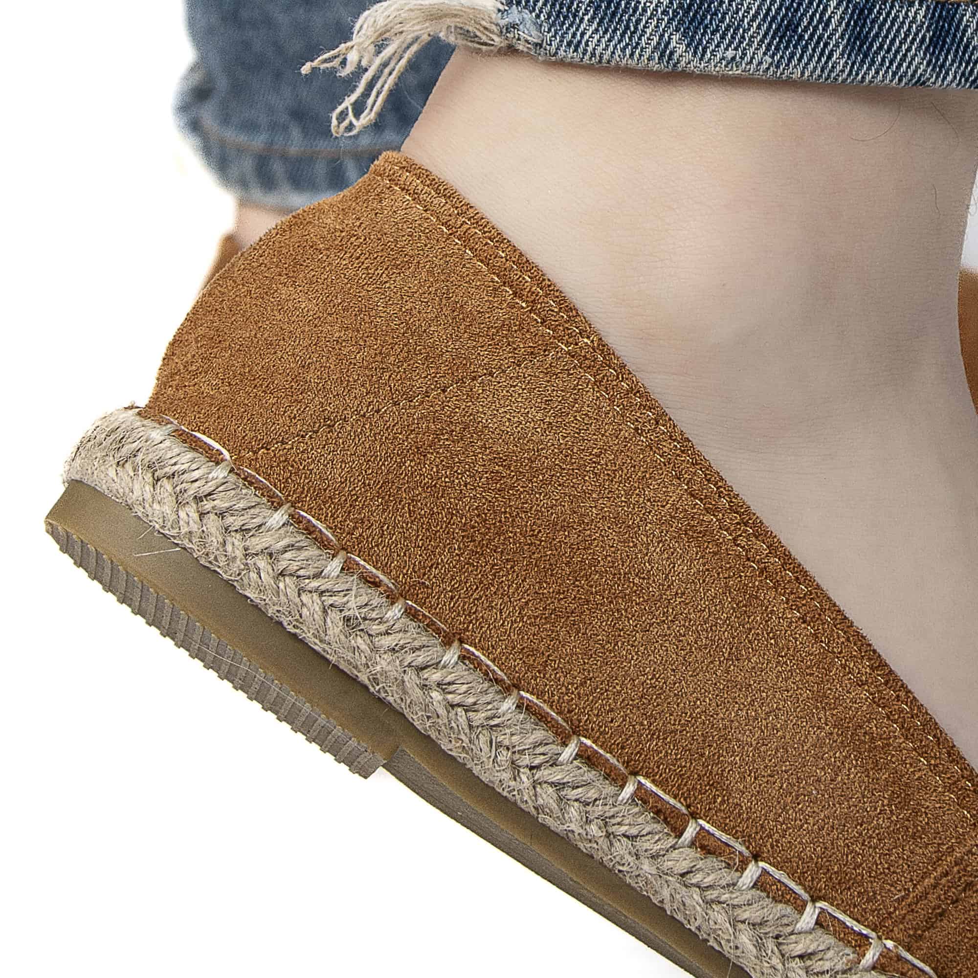 Lumena – Espadrilles Femmes en Marron.