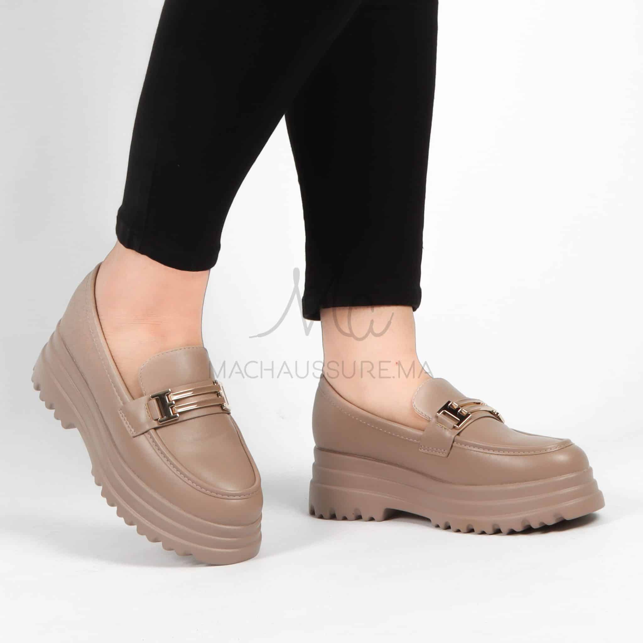 Luana - Derbies Femmes en Kaki.