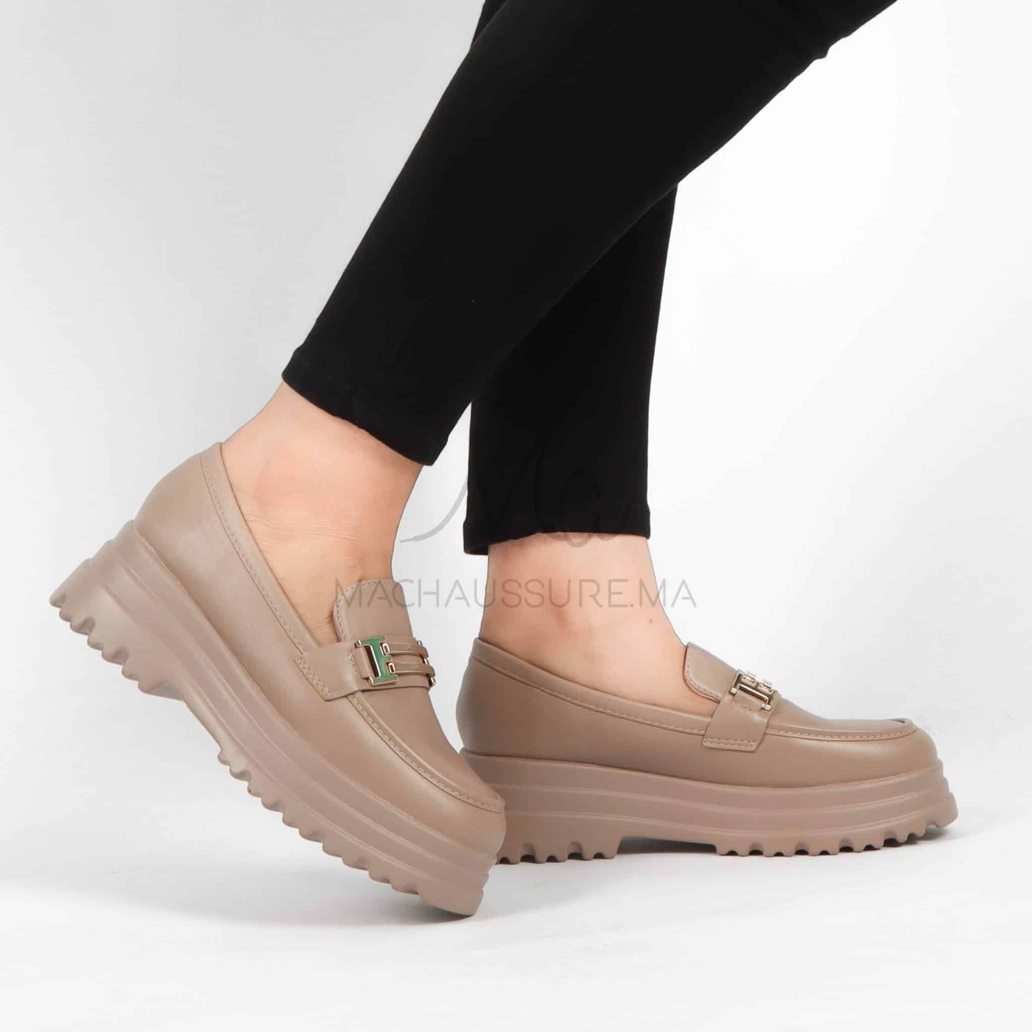 Luana - Derbies Femmes en Kaki.