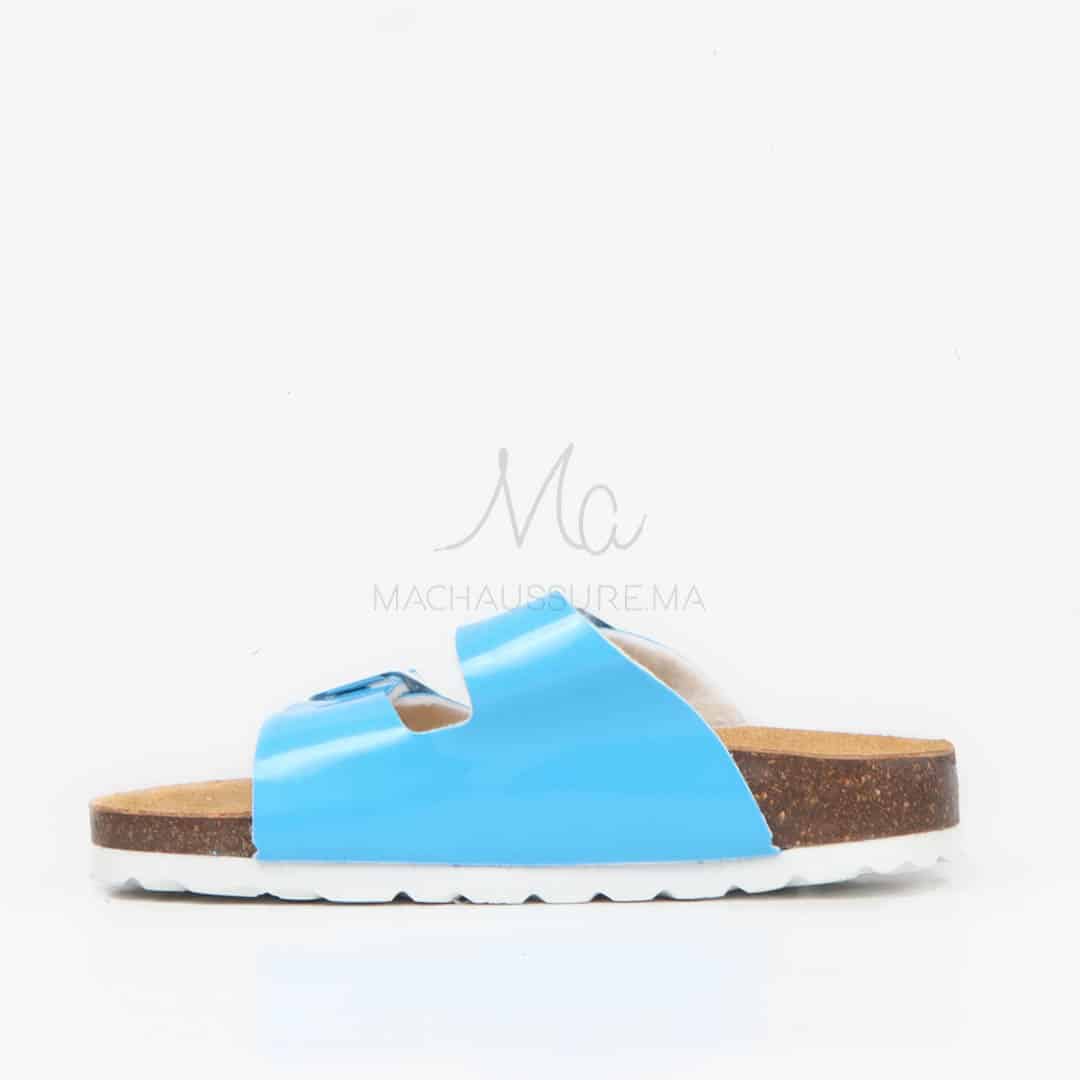 WAINSCOTT – Sandales et tongs en Bleu ciel.