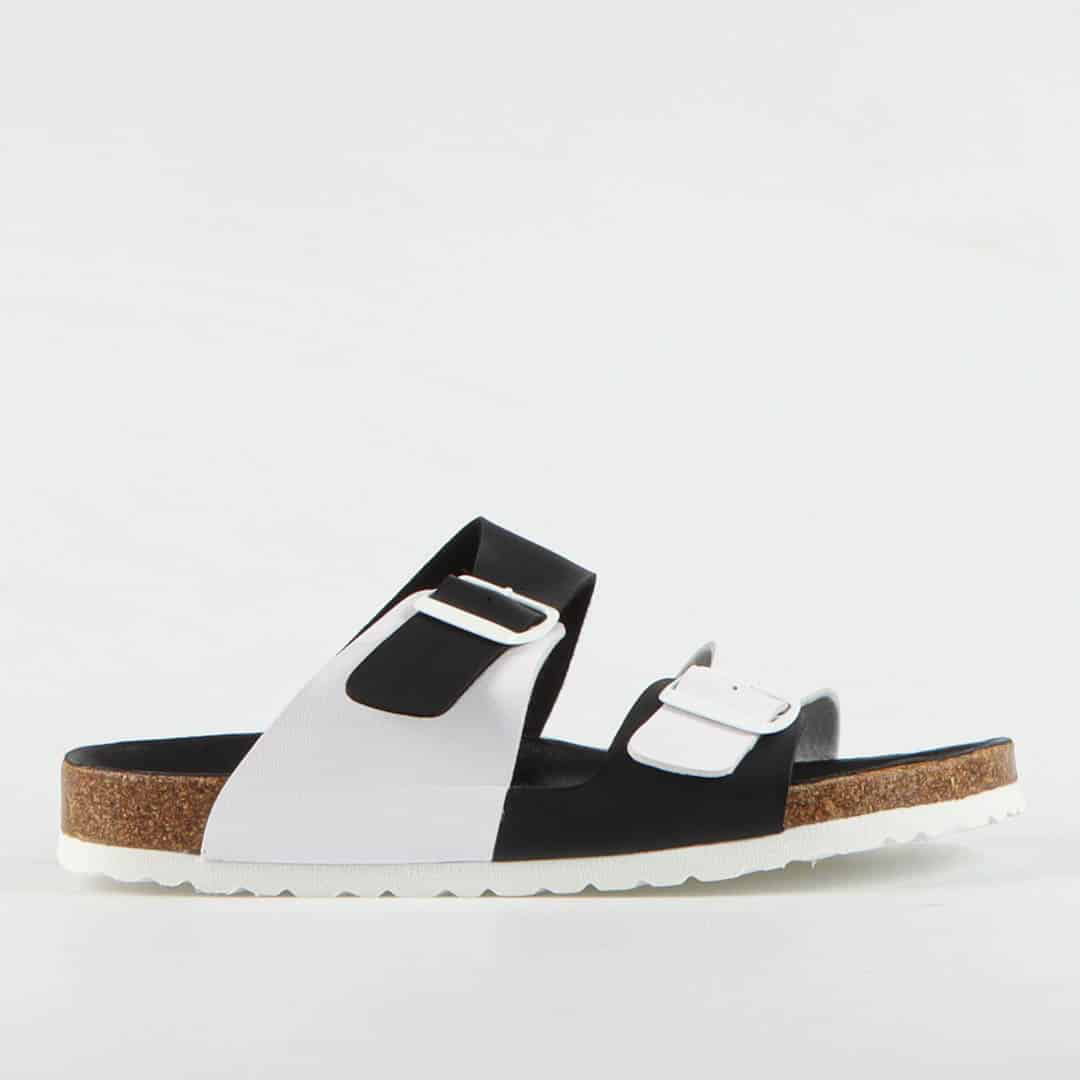 WAINSCOTT – Sandales et tongs en Noir.
