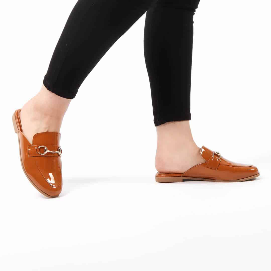 JADE – Mules Femmes en Tabac.