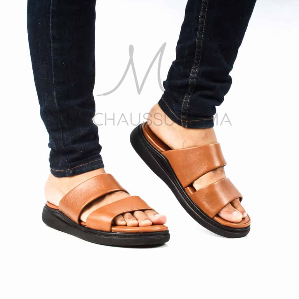 WESTSIDER Sandales et tongs en Cuir Tabac.