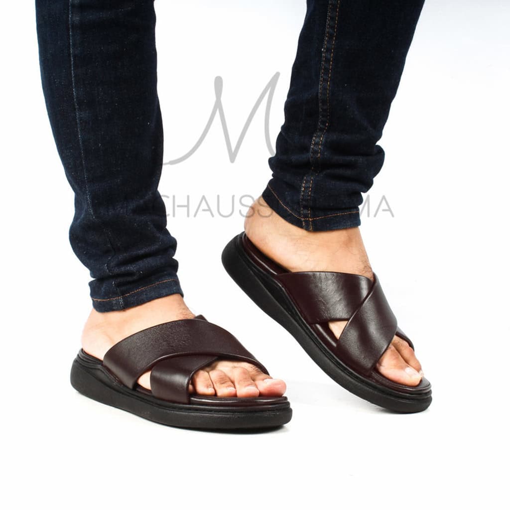 WILCOX - Sandales et tongs en cuir Marron.