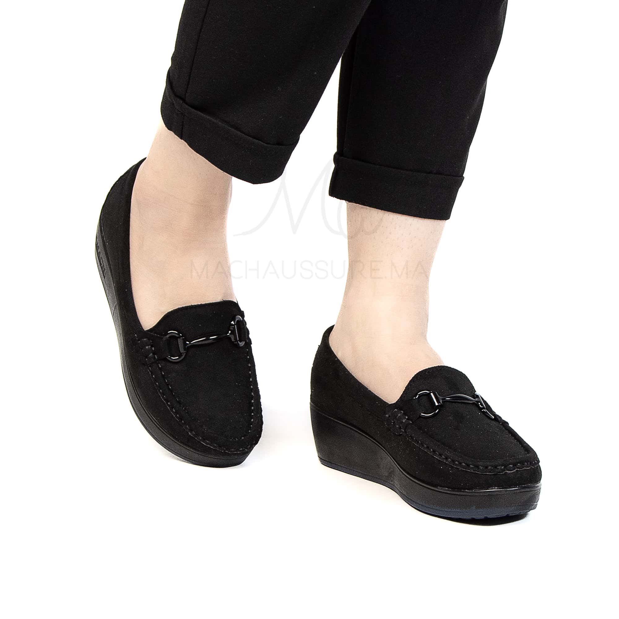 Mocassin compensé femme en Noir.
