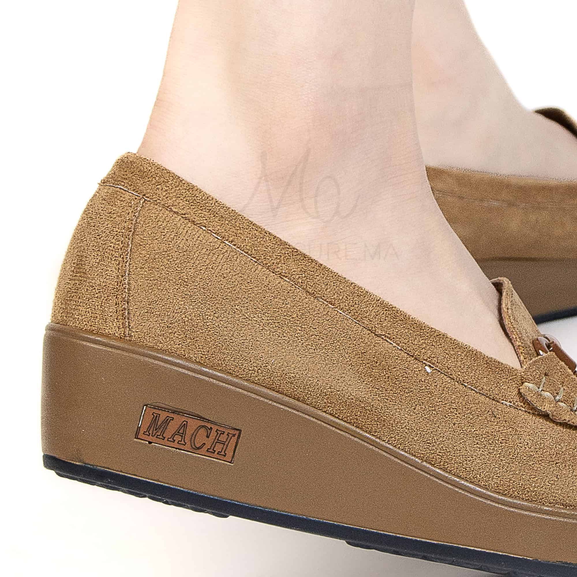 Mocassin compensé femme en Tabac.