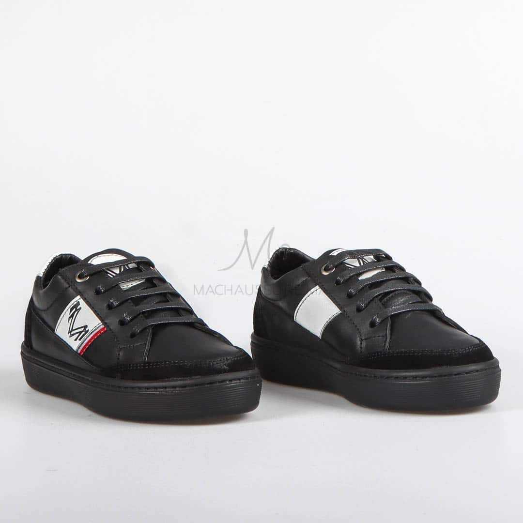 OLIVER - Baskets Enfants100% Cuir - Noir.