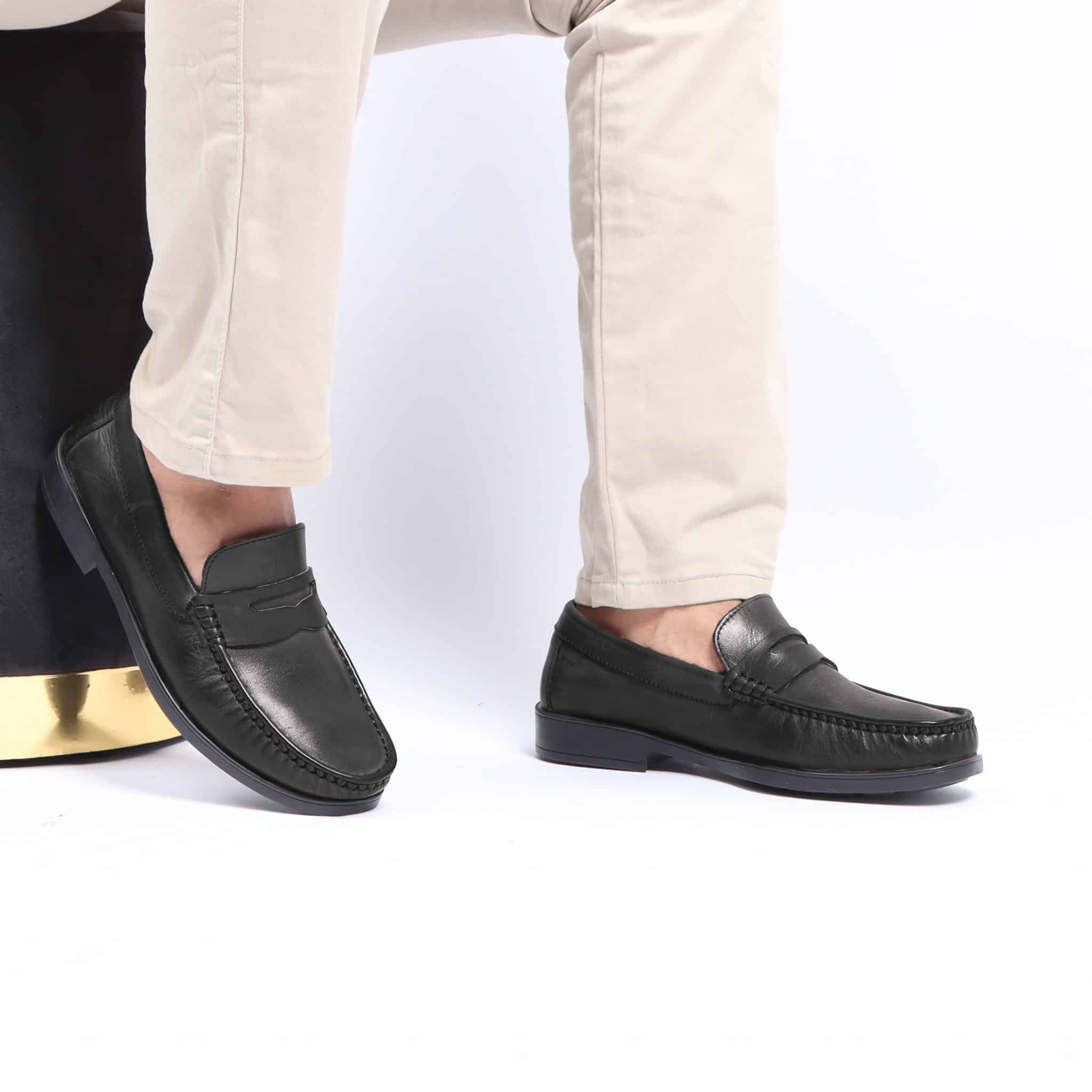 COLLEGE – Mocassins hommes 100% CUIR en Noir.