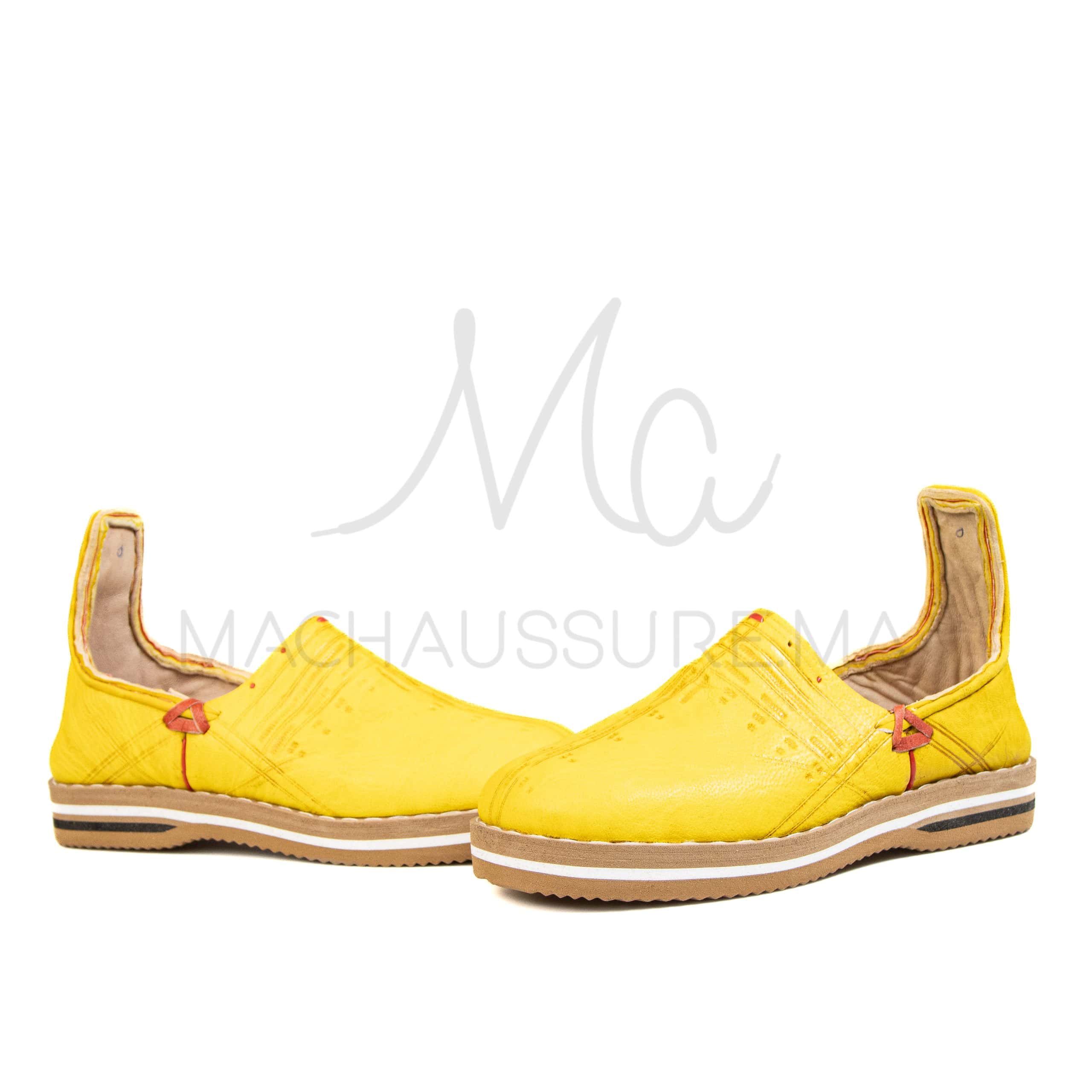 IDOKAN – Babouches traditionnelles en Jaune.