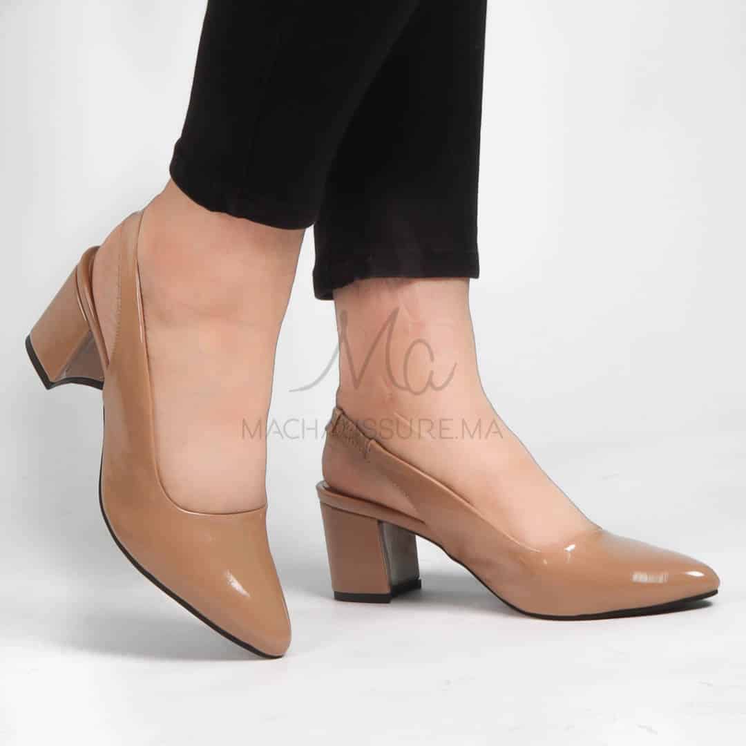 Neferti – Escarpins demi talon en Beige.
