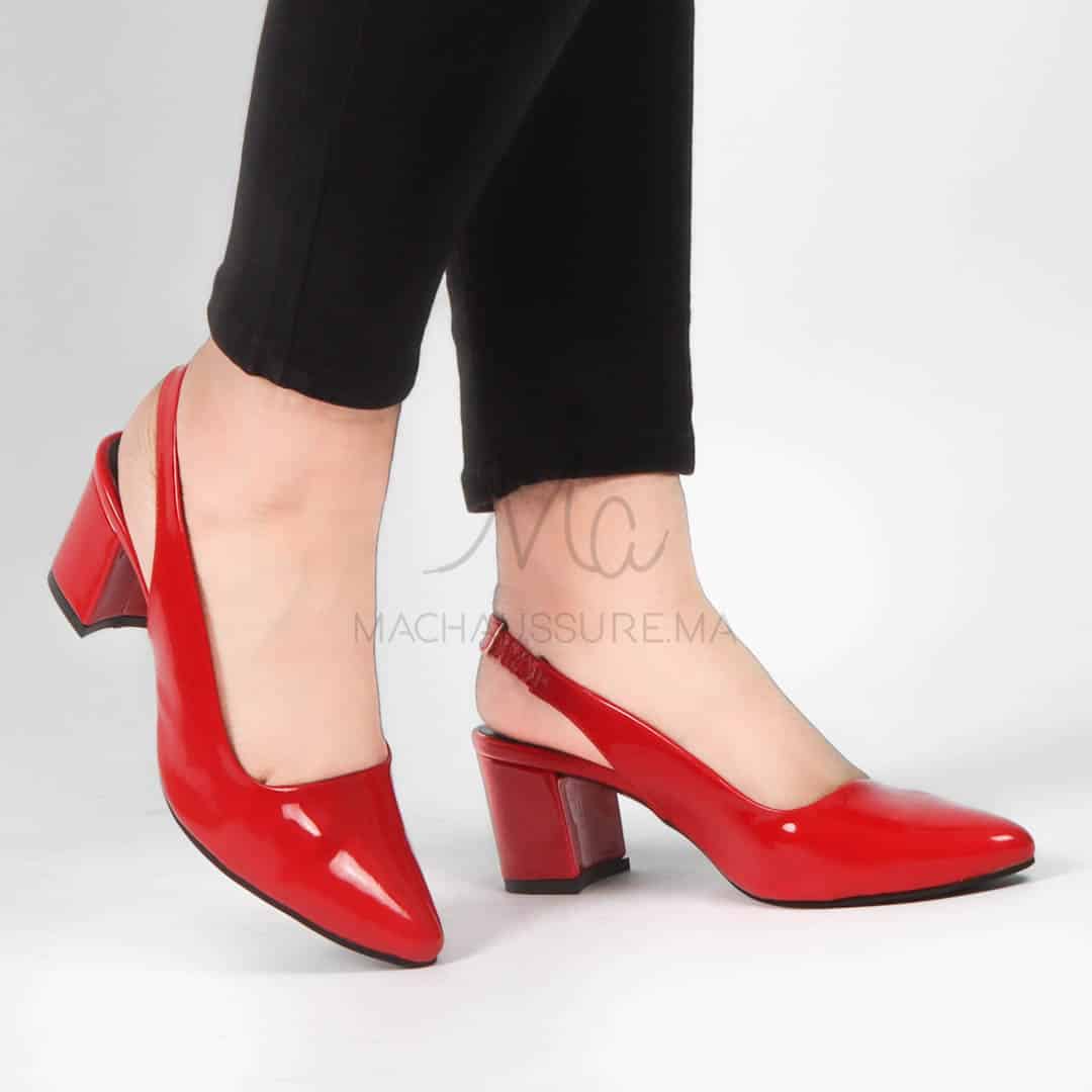 Neferti – Escarpins demi talon en Rouge.