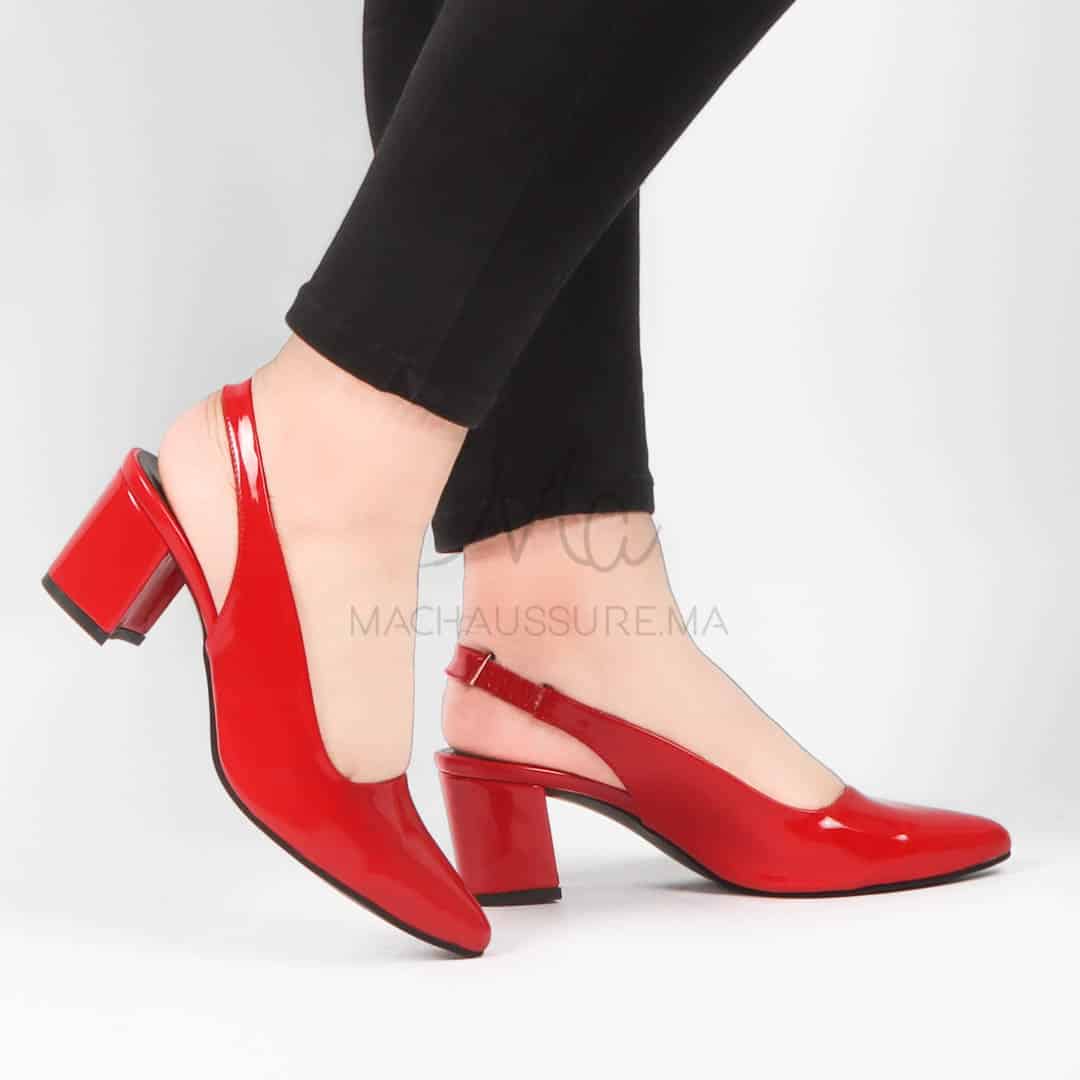Neferti – Escarpins demi talon en Rouge.