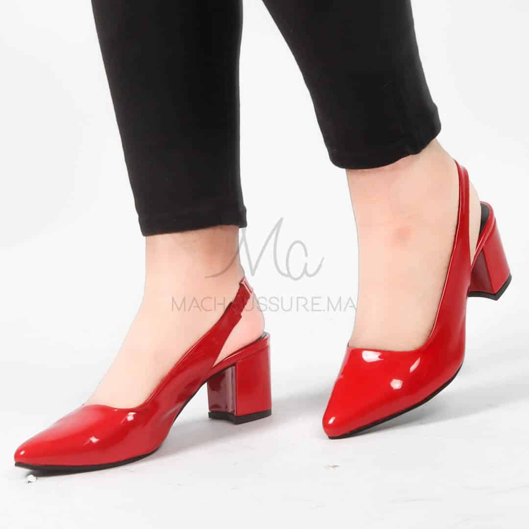 Neferti – Escarpins demi talon en Rouge.