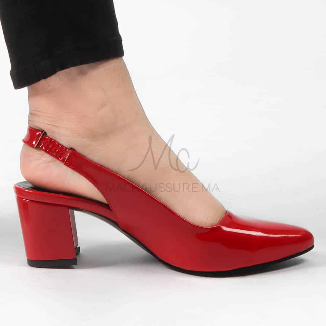 Neferti – Escarpins demi talon en Rouge.