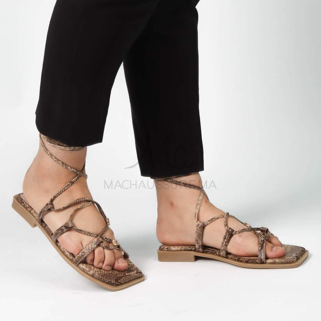THERESA - Sandales plates en Beige.