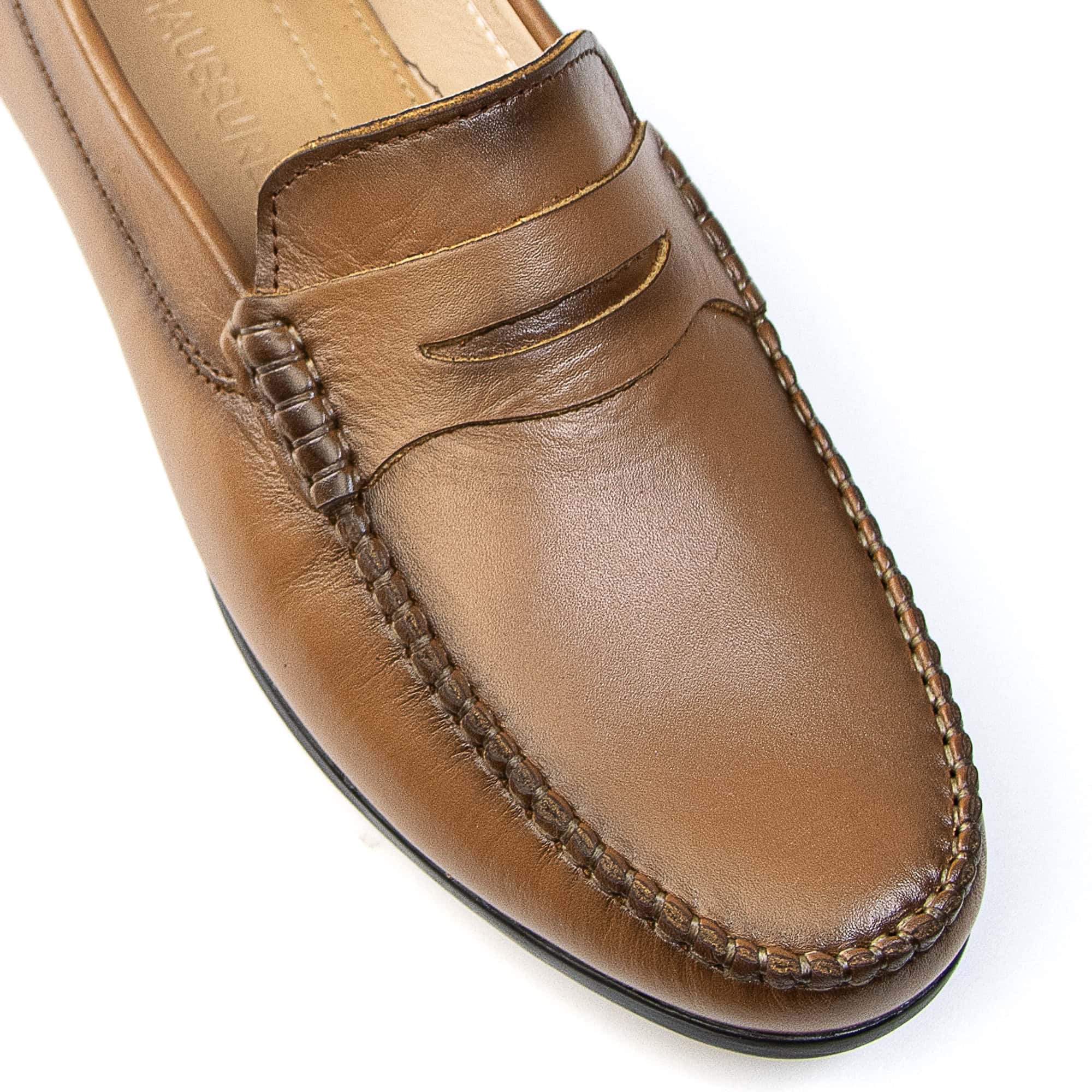 Sobre - Mocassins Homme en Tabac.