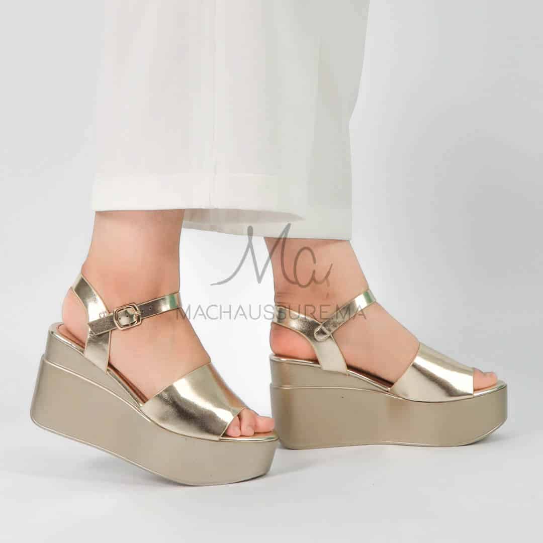 Spinelle - Sandales compensées en Doré.