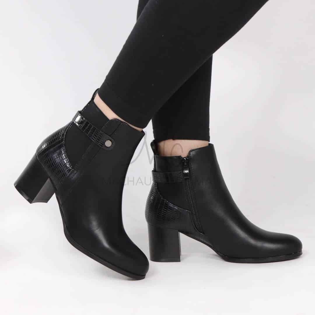 Reine – Bottines à talon en Noir.