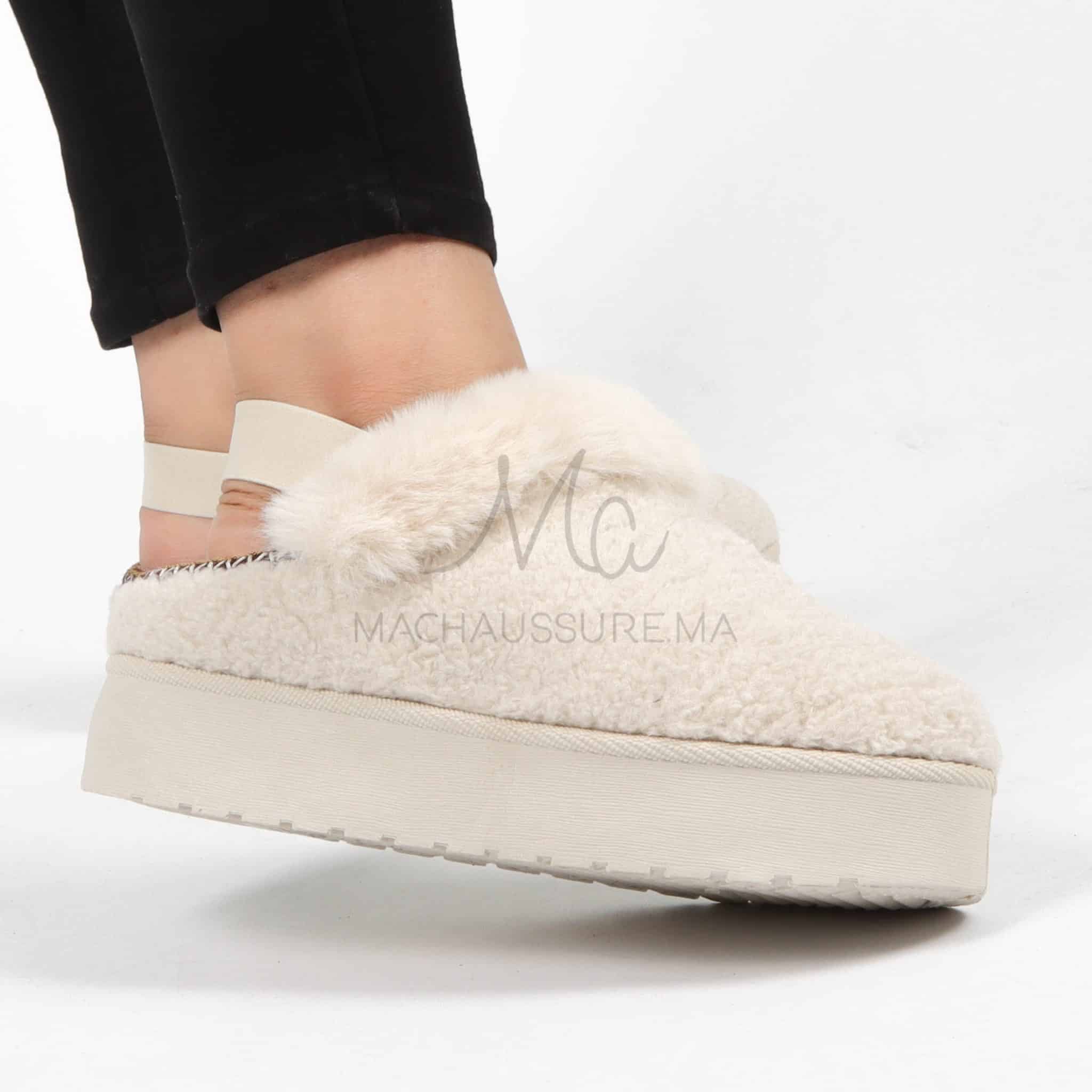 Pantoufles femmes en Beige.