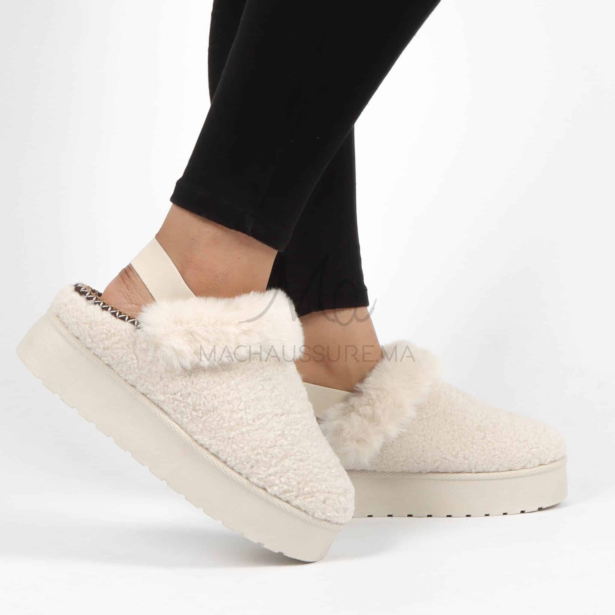 Pantoufles femmes en Beige.