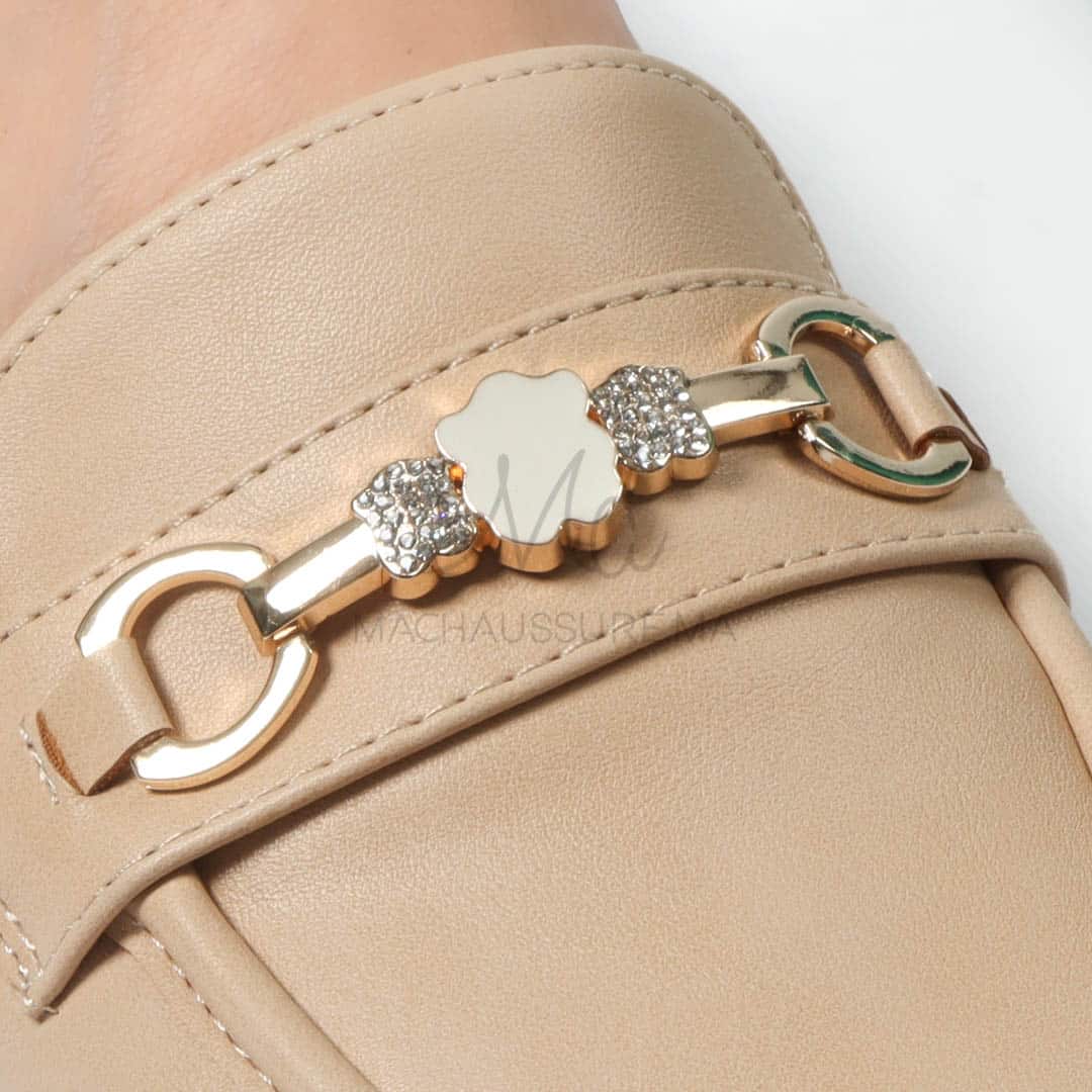 Antonia – Derbies Femmes Confortables en Beige.