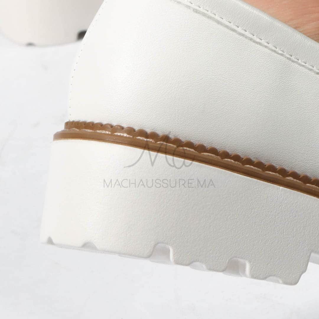 Antonia – Derbies Femmes Confortables en Blanc.