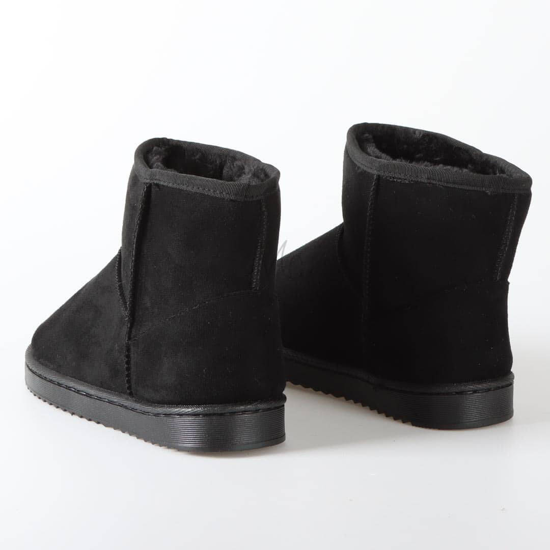 Madge - UGG Enfant en Noir.