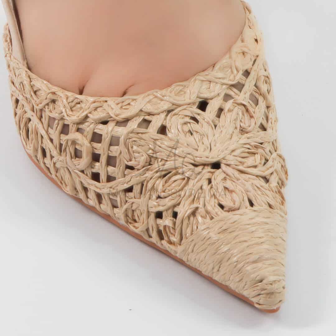 Nacre - Escarpins femmes en Beige.