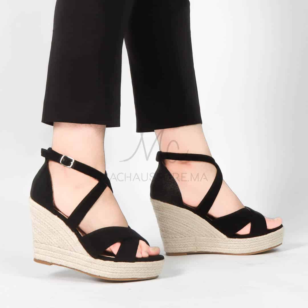 Jess– Sandales compensées en Noir.