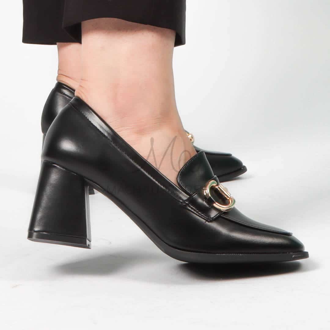 Nastya - Derbies à talon Femmes en Noir.