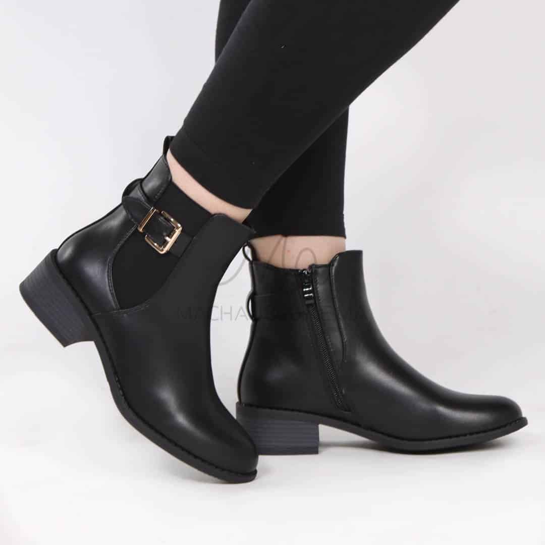 Douce – Bottines Femmes en Noir.