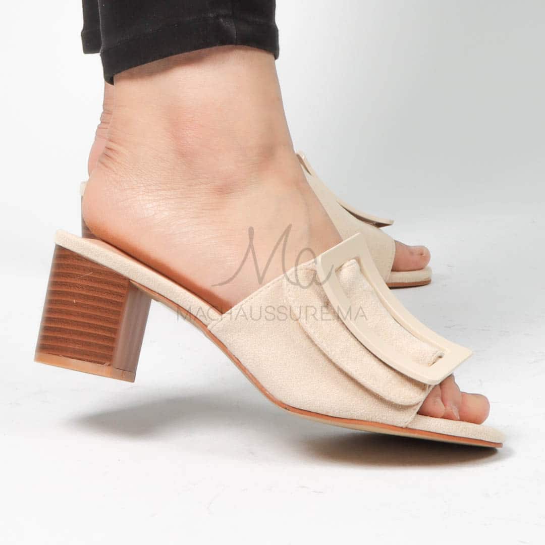 Magnificence - Sanadales à talon – Beige.