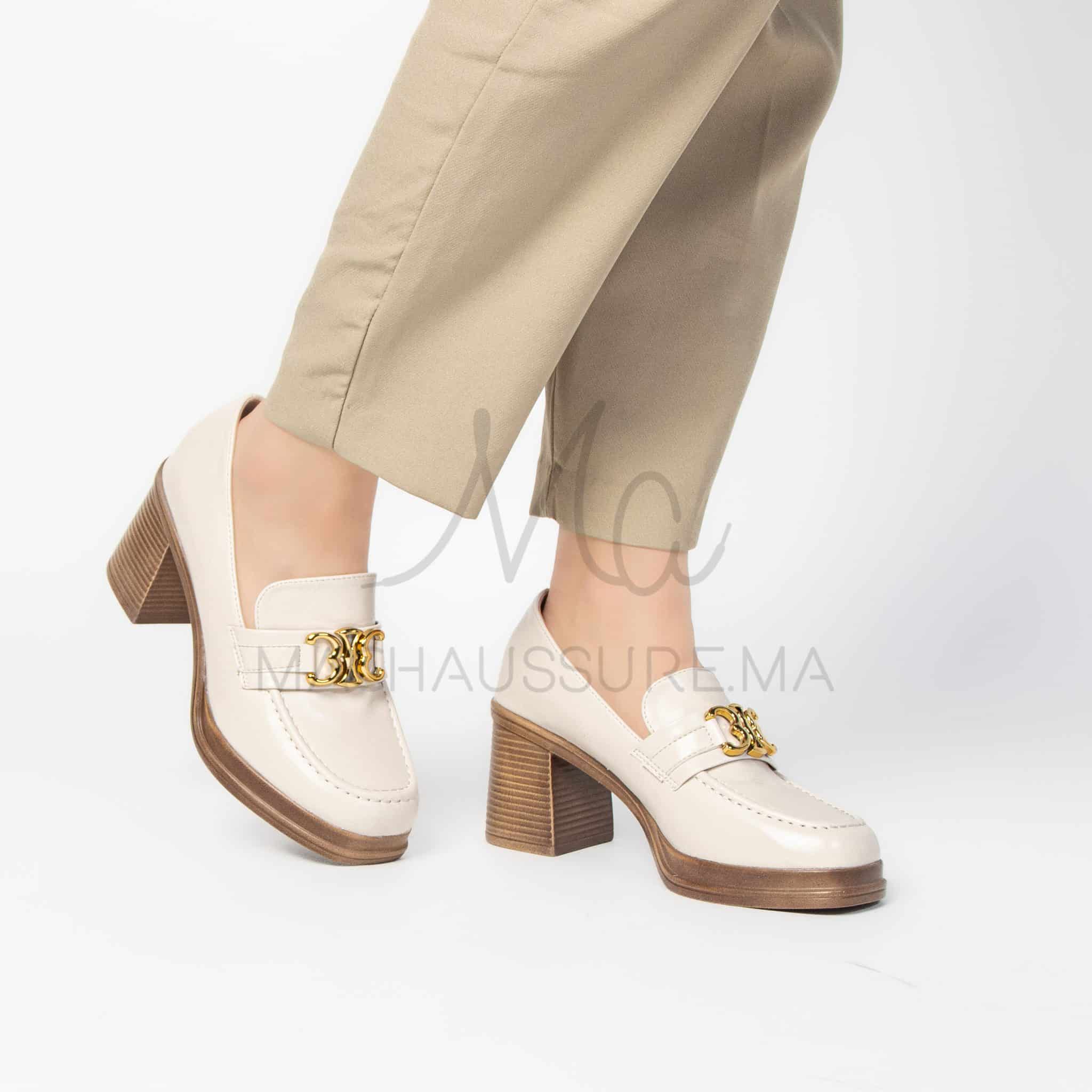 Cecilia – Derbis Femmes en Beige.