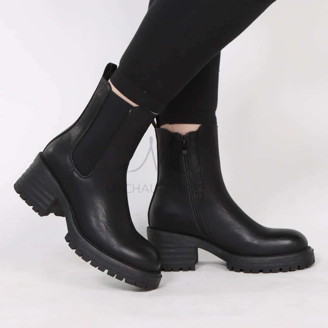 Rebelle – Bottines femmes en Noir.