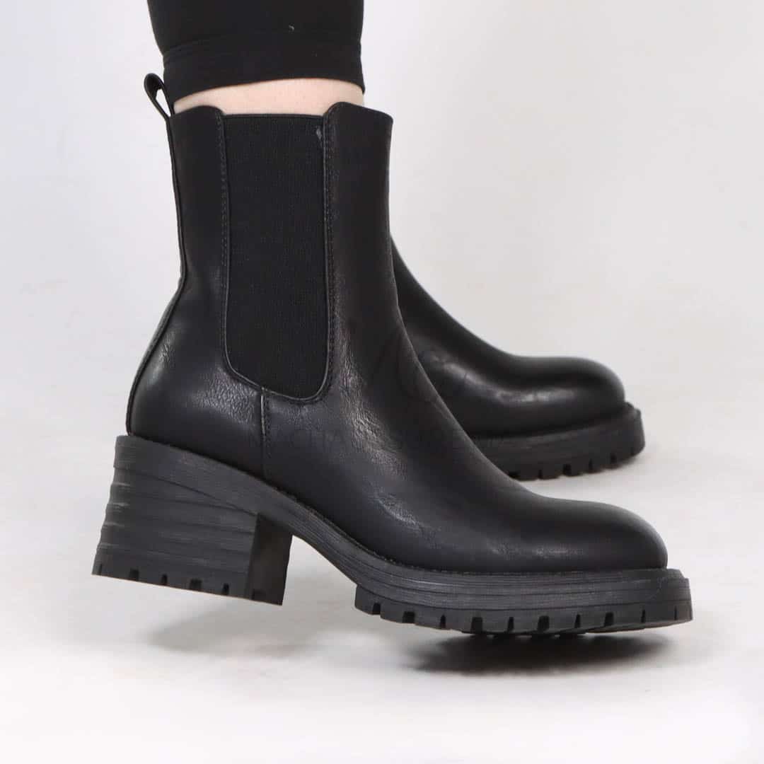 Rebelle – Bottines femmes en Noir.
