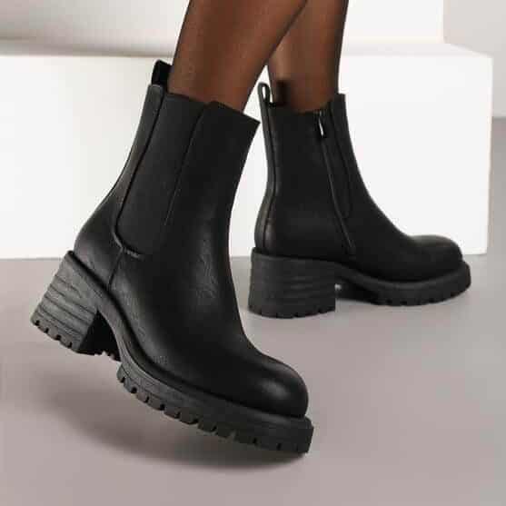 Rebelle – Bottines femmes en Noir.
