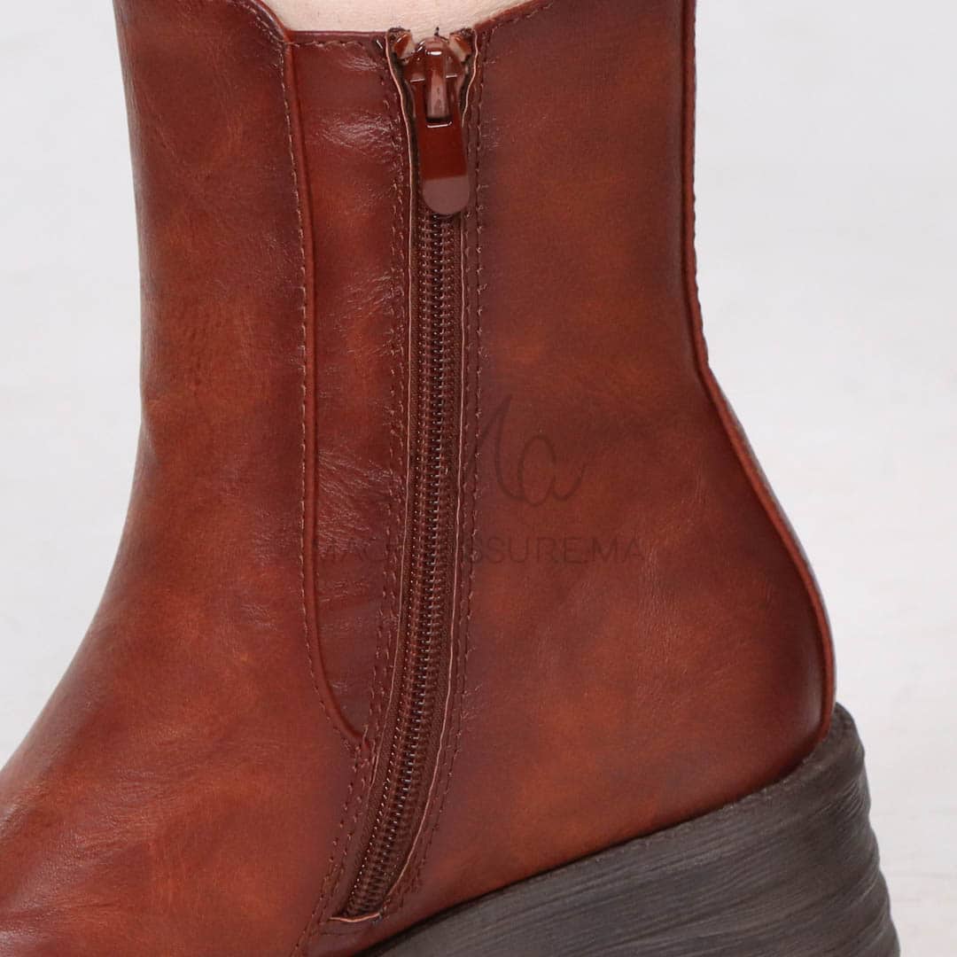 Rebelle – Bottines femmes en Tabac.