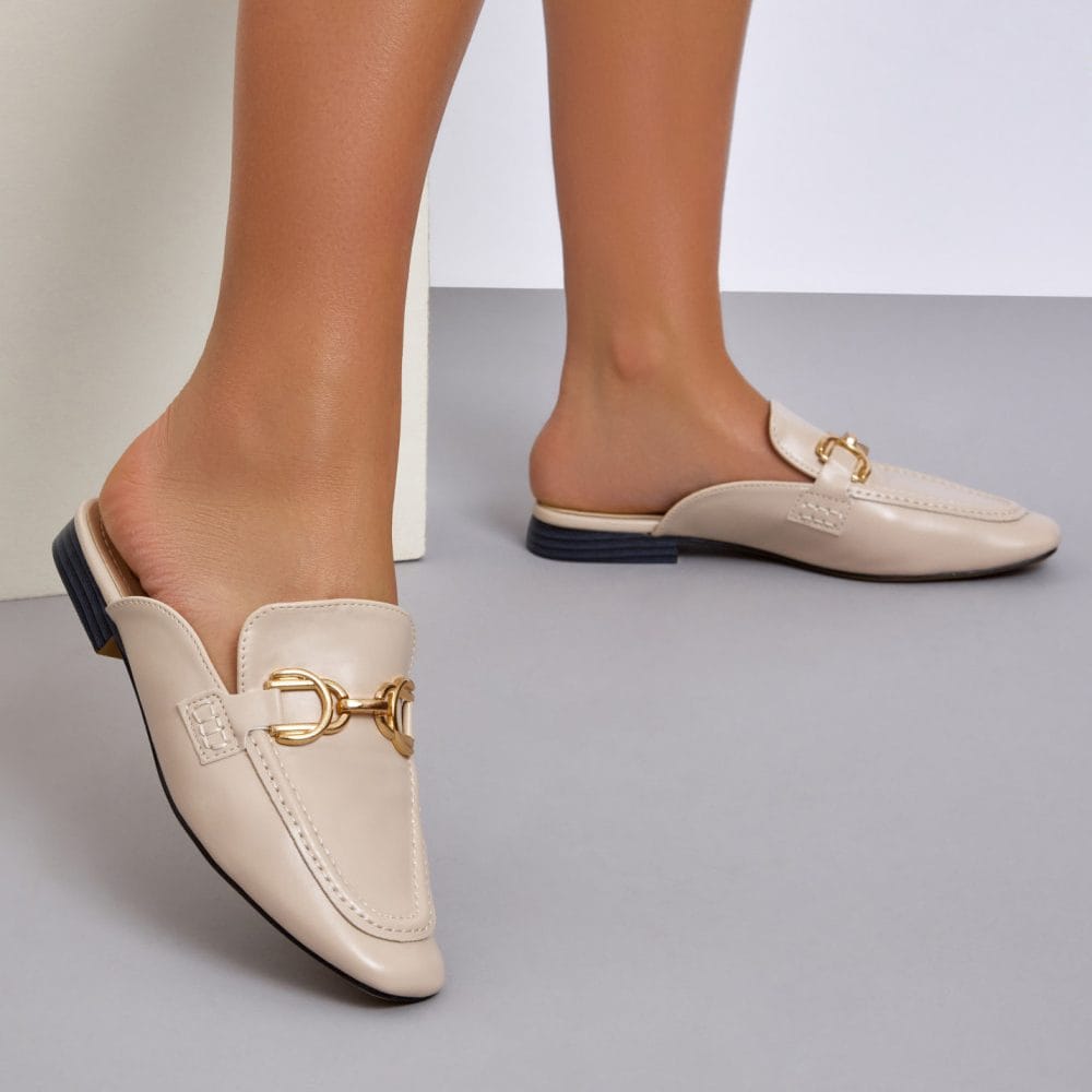 Galia – Mules Femmes en Beige.
