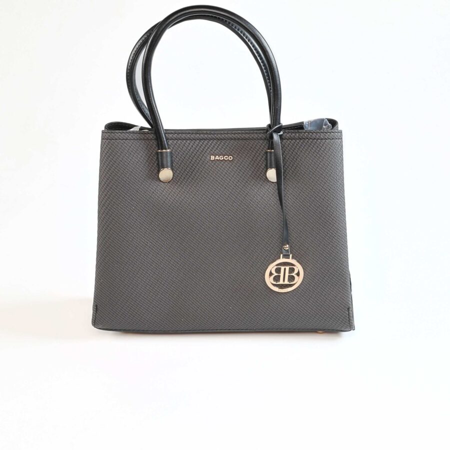 Sac à main en cuir noir avec logo or, élégant et pratique pour toutes occasions..