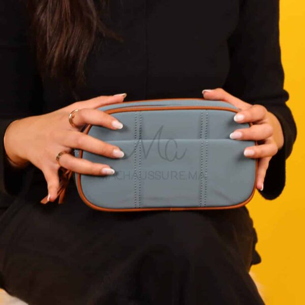 InStyle – Sac à main en Bleu-Marron.
