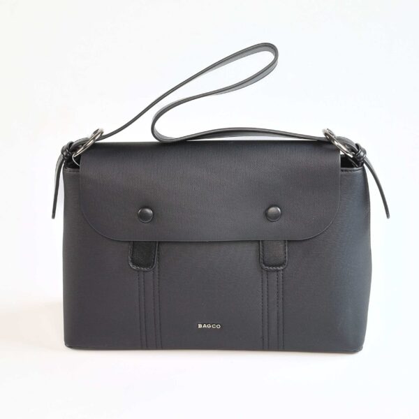 Sac à main en cuir noir avec bandoulière amovible, parfait pour un style chic et pratique..
