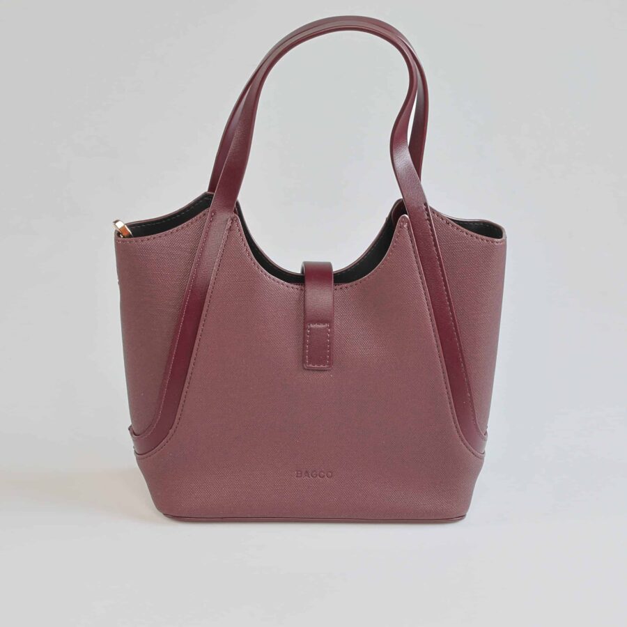 Beauty – Sac à main en Bordeau.