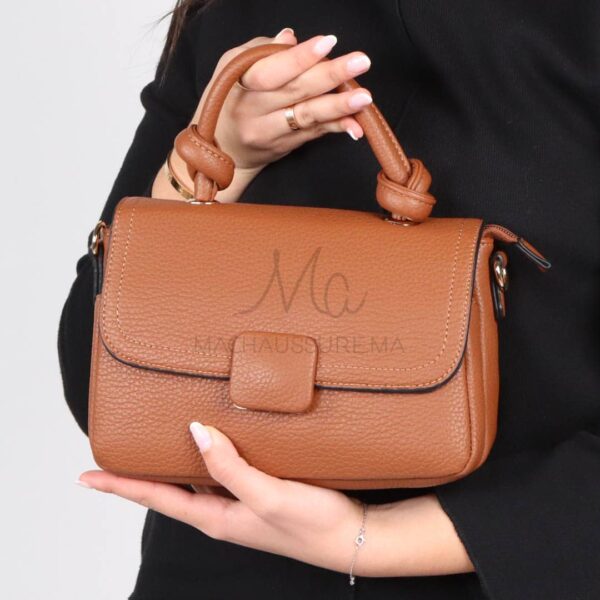 Sophistiqué – Sac à main en Marron.