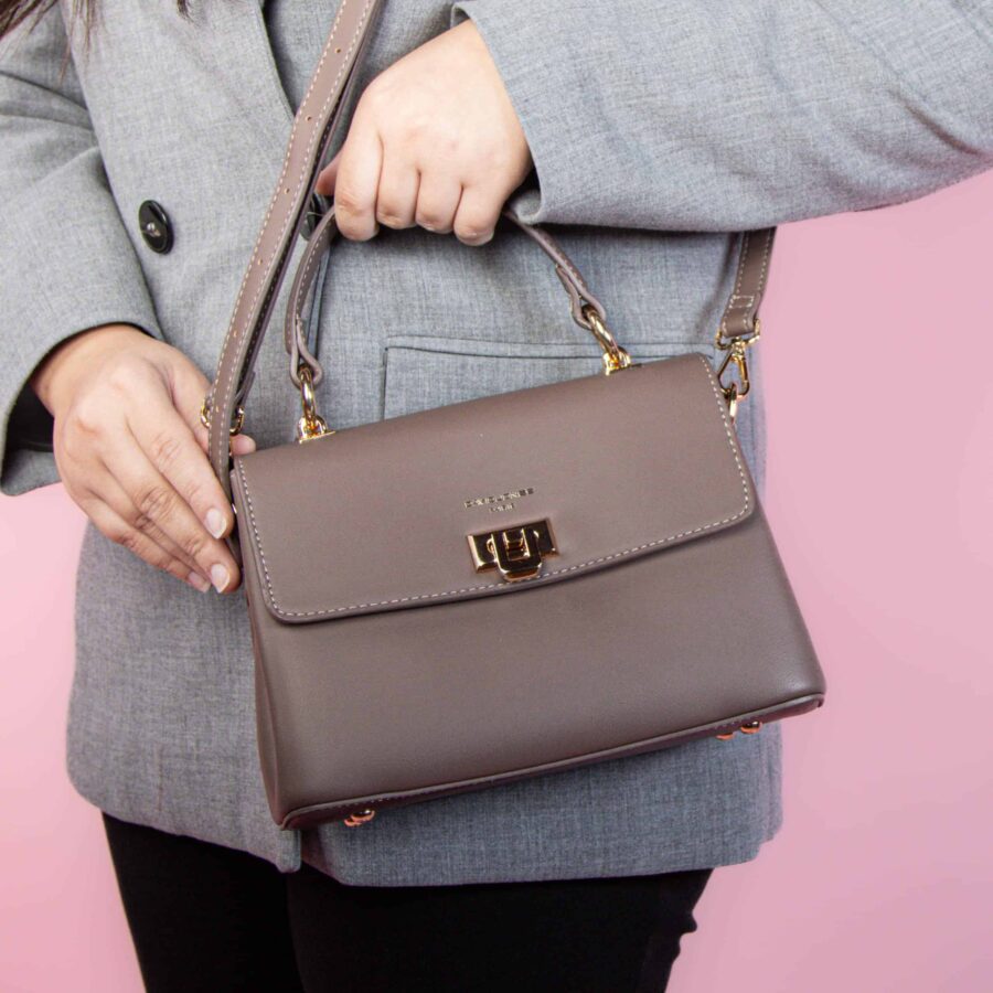 CYTHERIS – Sac à main en Taupe.
